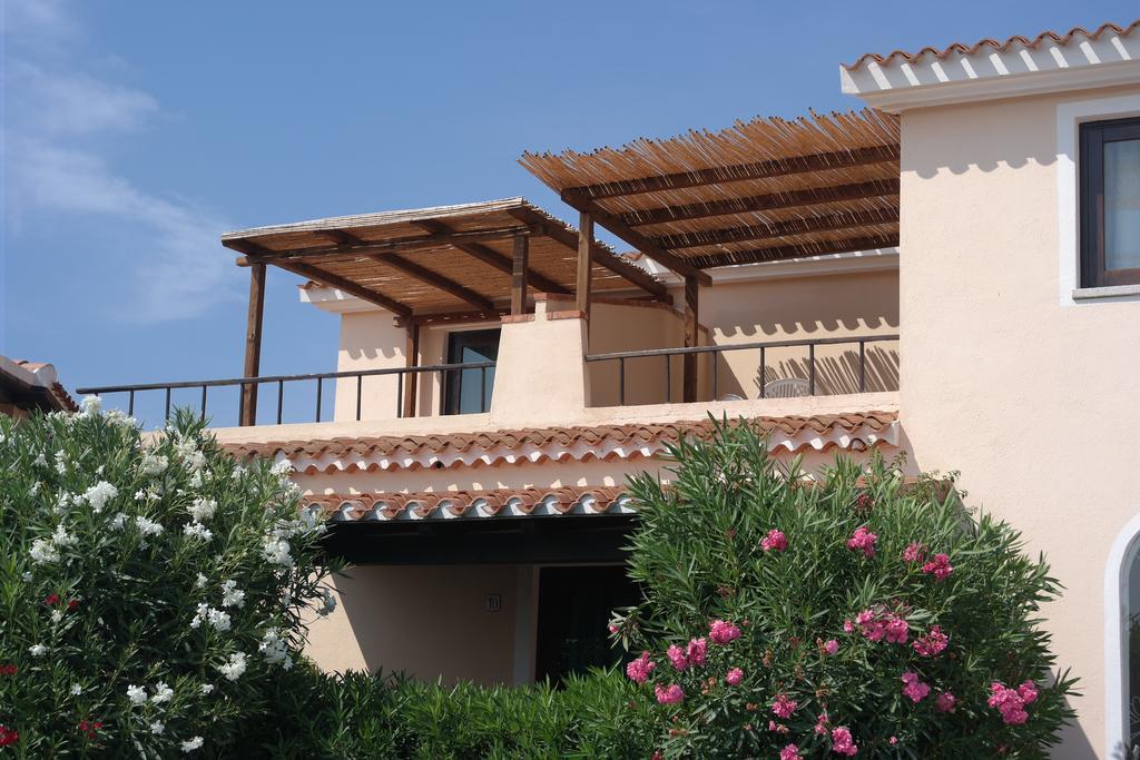 Sardinia Blu Residence Гольфо-Аранчи Экстерьер фото