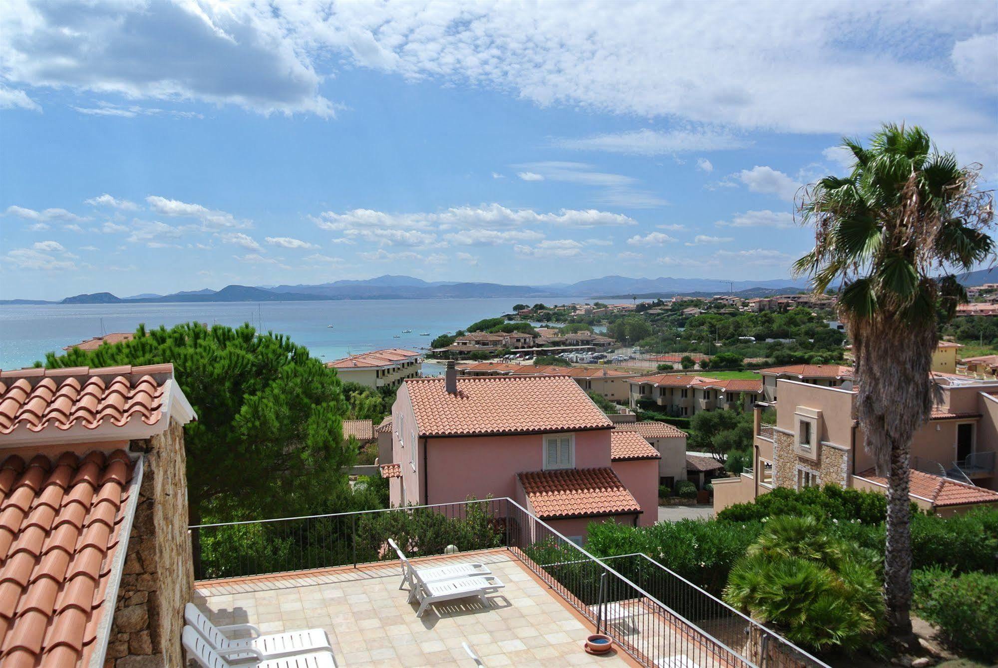 Sardinia Blu Residence Гольфо-Аранчи Экстерьер фото