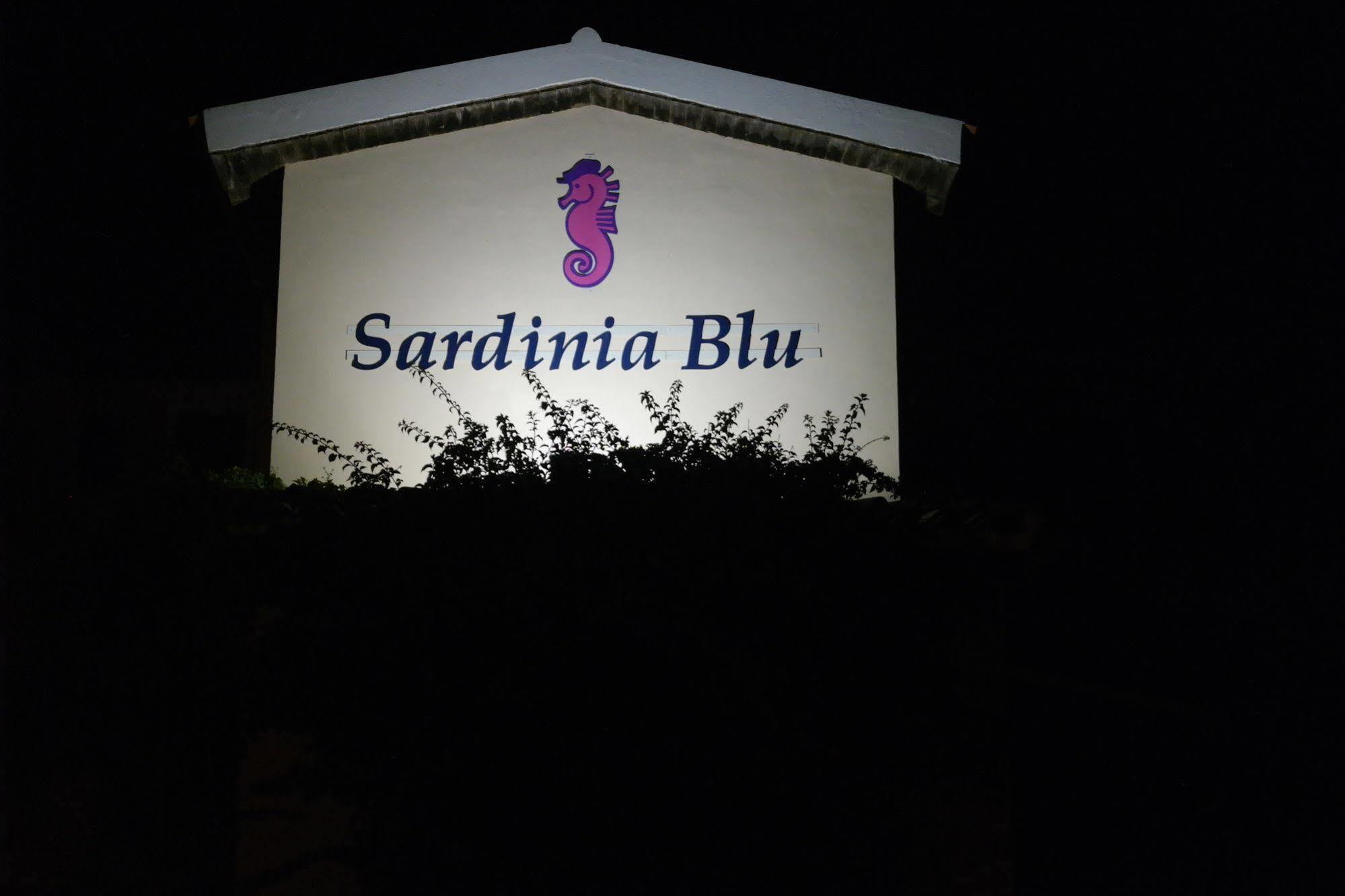 Sardinia Blu Residence Гольфо-Аранчи Экстерьер фото