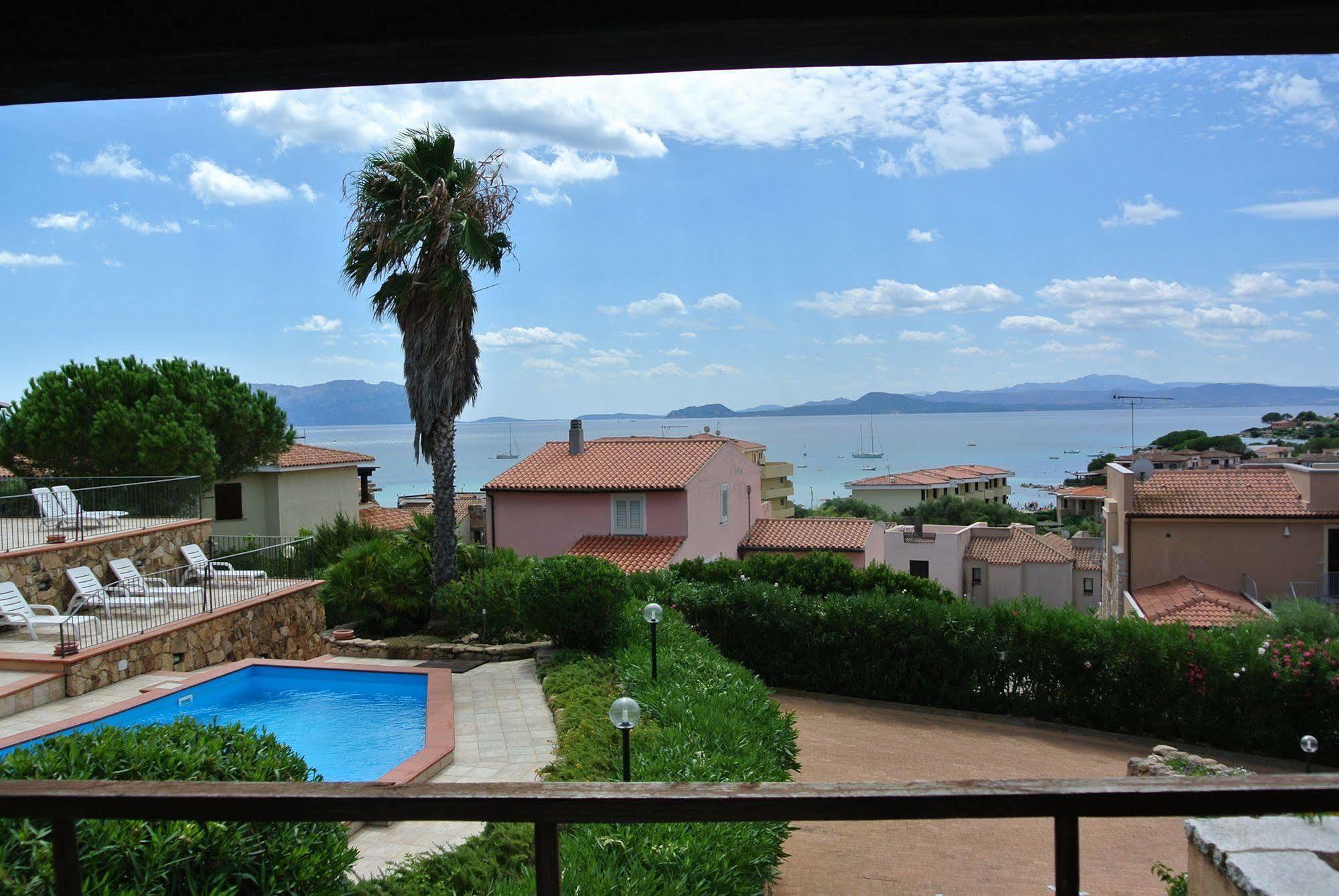 Sardinia Blu Residence Гольфо-Аранчи Экстерьер фото