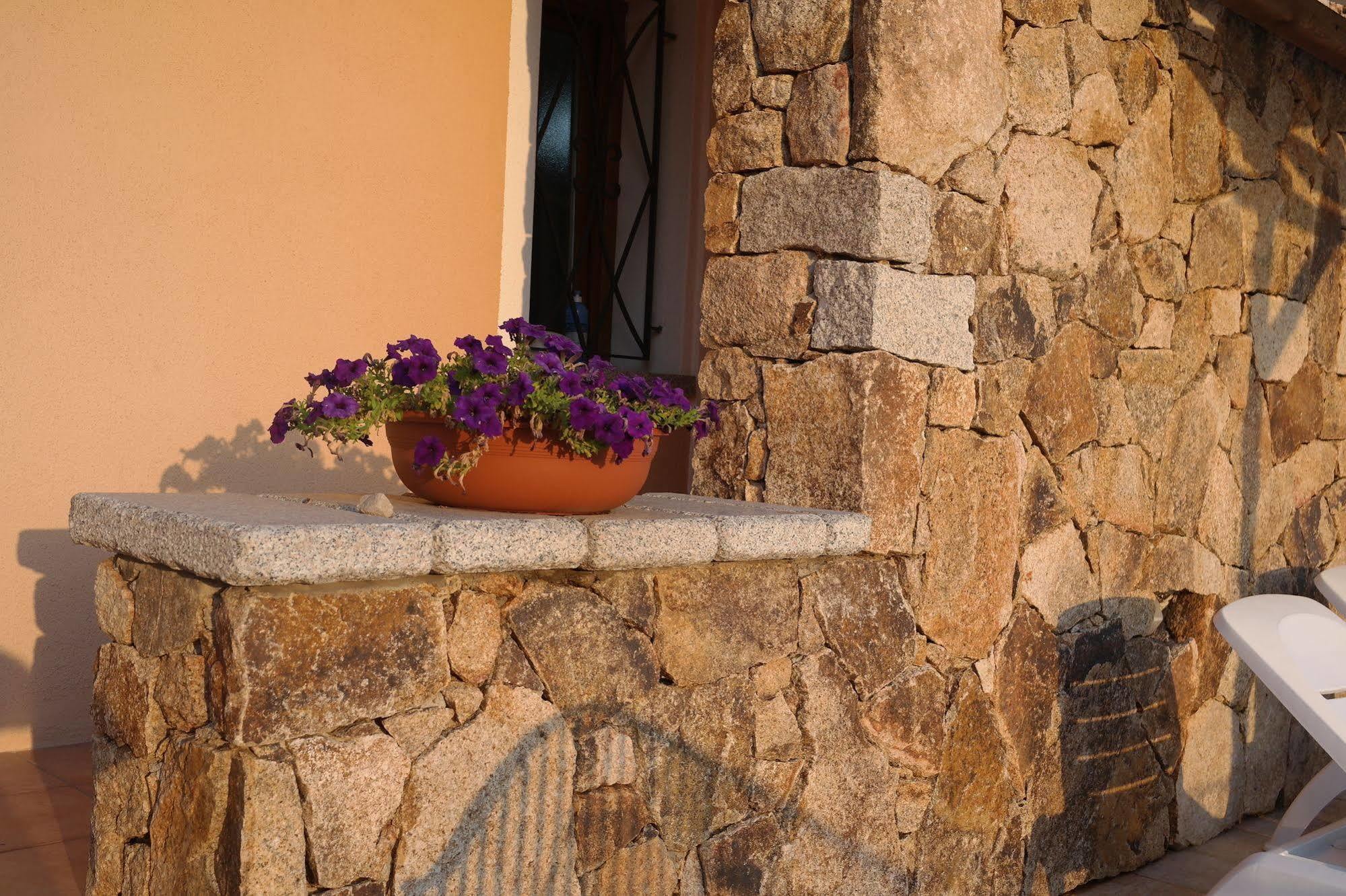 Sardinia Blu Residence Гольфо-Аранчи Экстерьер фото